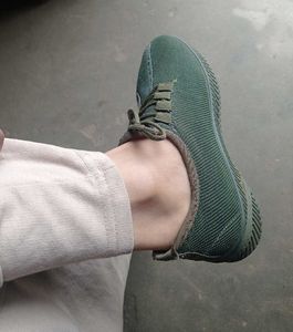 Sports Shoes