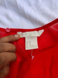 🎀SELL🎀H&amp;M Georgette Red Top NEW WITHOUT TAG