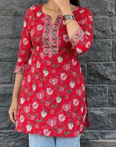 red floral printed short kurta