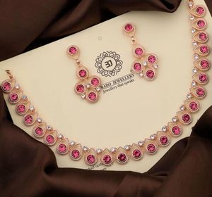 Elegant Jewellery Set