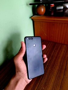 Honor 7X