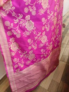 Pink Floral Banarasi Silk Dupatta