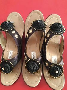 Ladies Sandal Size 6,7,8,9