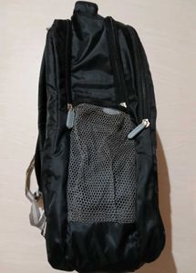 SAFARI Laptop Backpack-College/Office (Black)