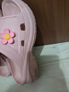 Cute Pink Flower Slides