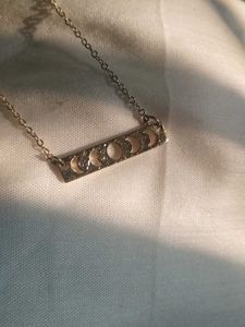 🌙 Phase Necklace