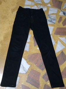 Black Skinny Jeans