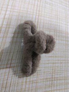 Fluffy Hair Claw Clip