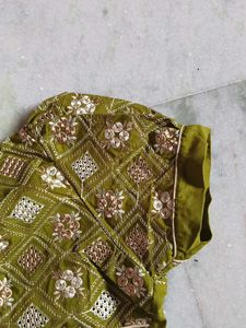 Puffed Hand Readymade Blouse