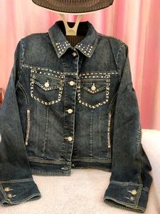 Y2K VINTAGE DENIM JACKET WITH STUDDS