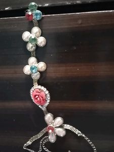 Vintage Floral Beaded Bracelet