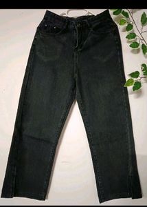 It's a New Jeans..