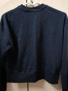 zudio black sweatshirt