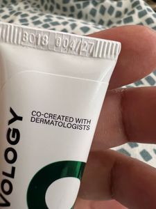 Novology Acne Cleanser Sample 5gm