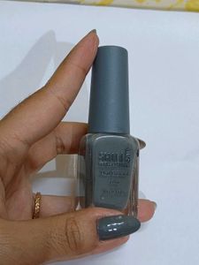 Grey Nail Paint By Shills Professional