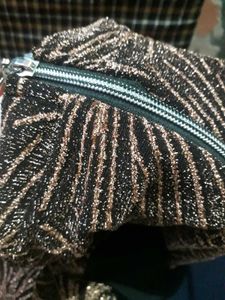 black and rose gold crop top