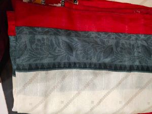 Off-white/Cream Silk Saree