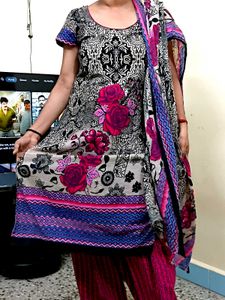 Salwar Suit With Duppata Donation