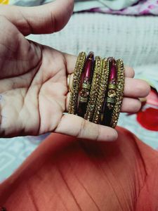 All Are Same Size 2-4 Bangles