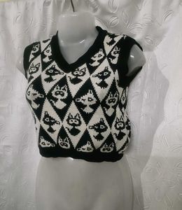 Cute Bear Print Knit Vest