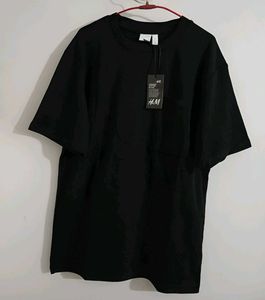 H&M Black T Shirt🖤🧿 new🤌🏻✨