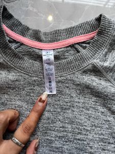 Girls&#39; Grey Sweatshirt