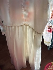 Trendy Pakistani Suit Set