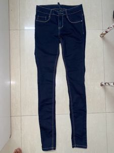 !Never Used! Skinny Jeans