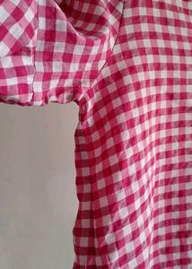 Gingham Ruffle Sleeve Top
