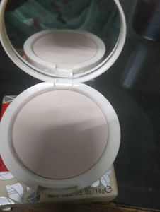 Lakme BB Dried Powder Compact