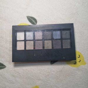 Eyeshadow Palette