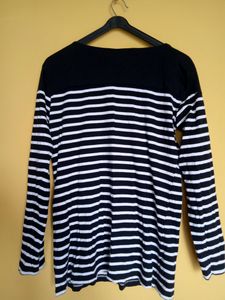 Black And White T-shirt For Women