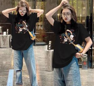 Cute Graphic Print Tee