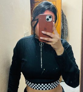 Sale-100rs Off Crop Shein Sweatshirt
