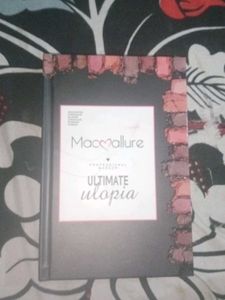 Macmallure Ultimate Utopia Eyeshadow Palette
