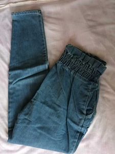 Stylish Blue Pegged Jeans