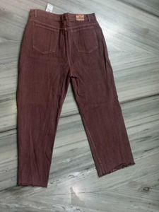 Wide Leg Jeans with 4 pockets