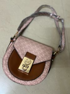 Michael Kors Crossbody Bag