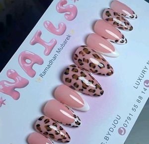 Beautiful Press On 💗💅😍