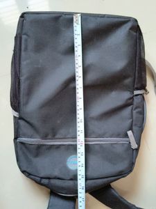 Laptop bag, stiching nikal gya,pic no.3