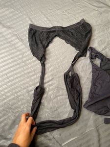 garter with stockings set