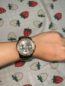 New Tommy Watch Brand Wore It 2-3 Times Only