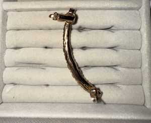Zara Crystals Ear Climber