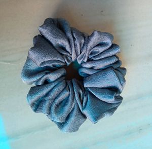 6 Handmade scrunchies❤️❤️