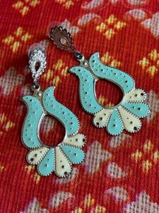 Lightweight Western Earrings