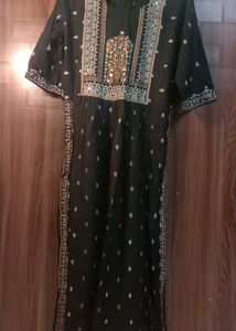 Nayra Cut Suit.. 🎇