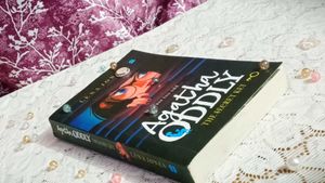 Agatha Oddly: The Secret Key