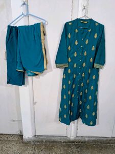 Elegant Embroidered Kurta