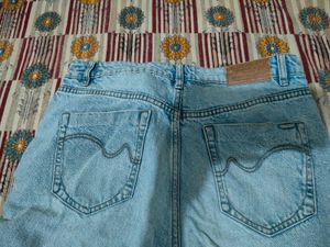 Light Wash Flared Jeans