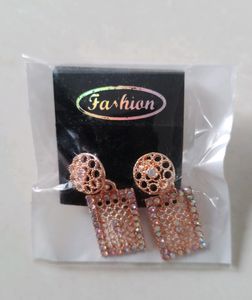 Golden Daymond Earings